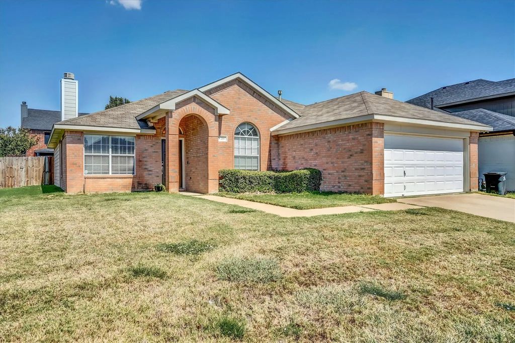 205 Milton Drive, Arlington