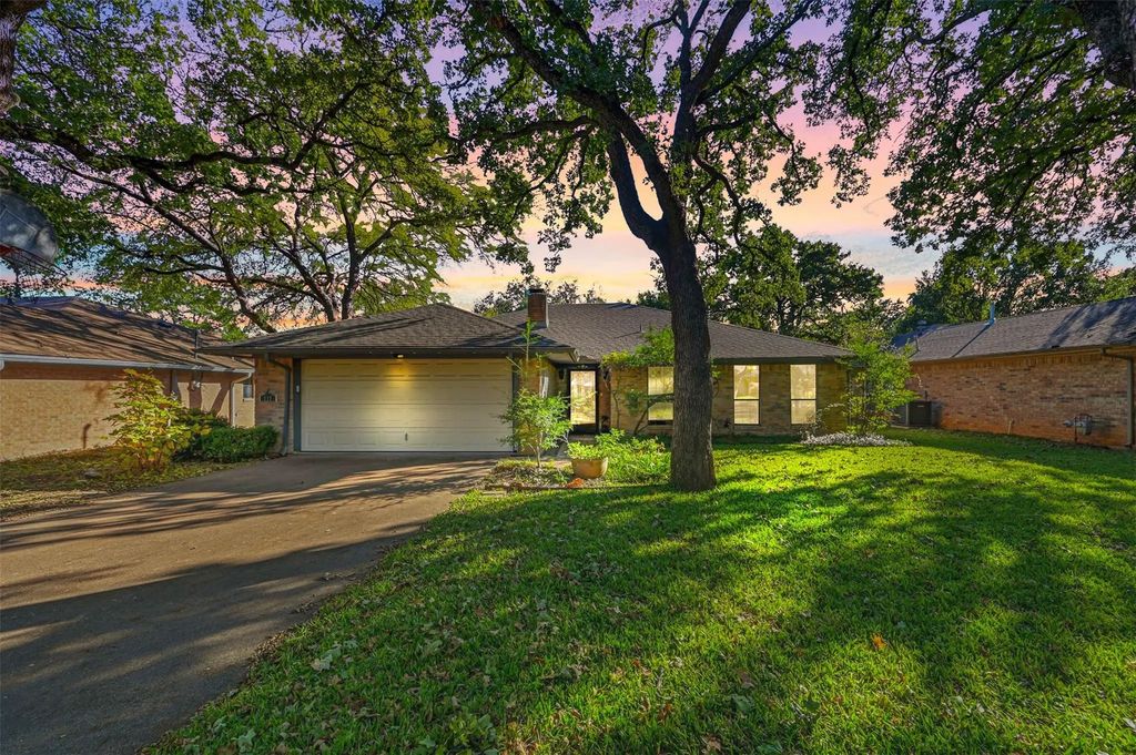 117 Oakhaven Drive, Grand Prairie