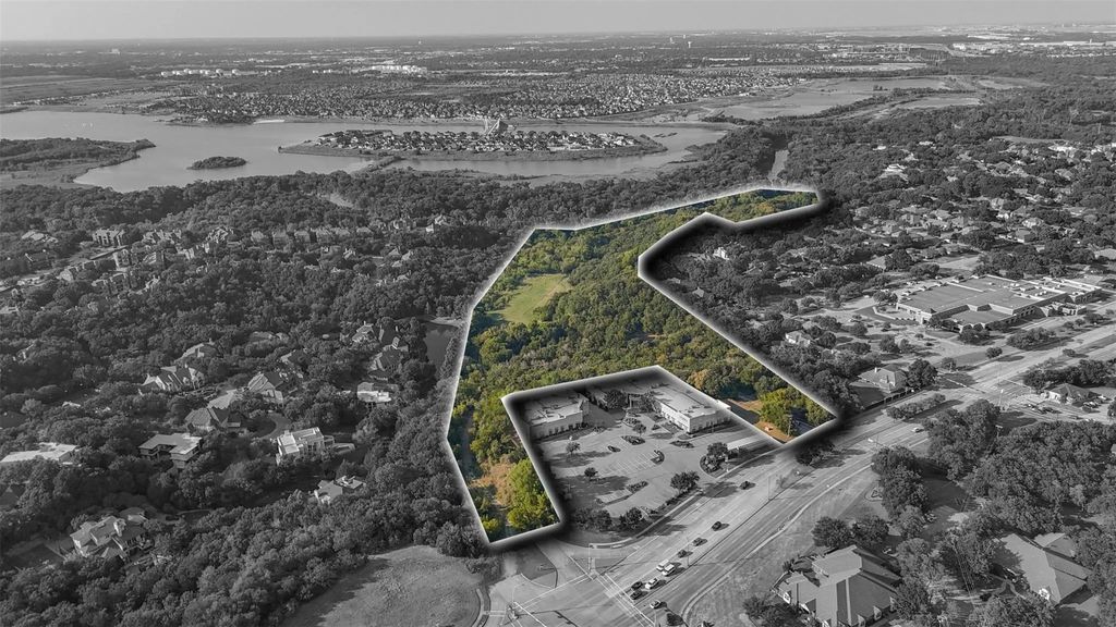 2031 Green Oaks Boulevard, Arlington