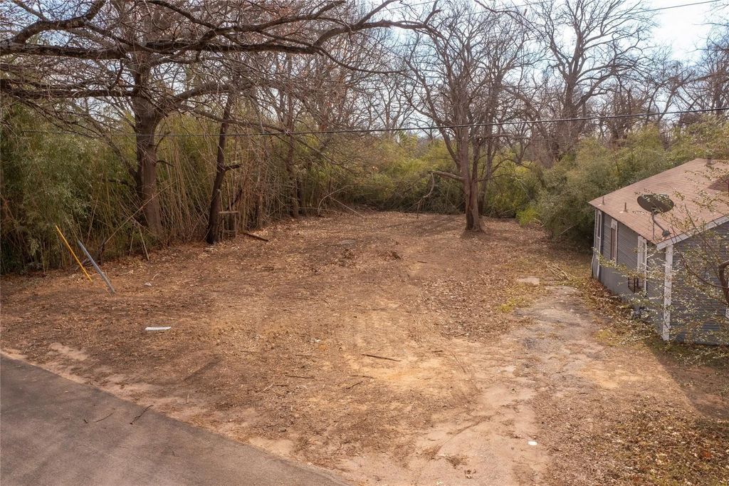 4636 Burma Road, Dallas