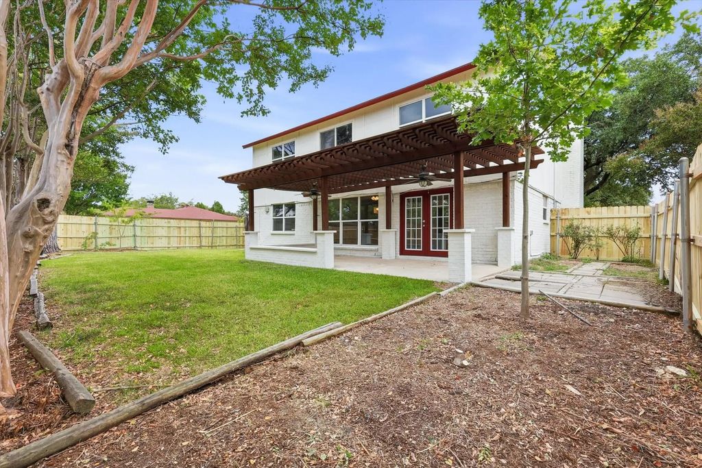 1700 Richland Drive, Richardson