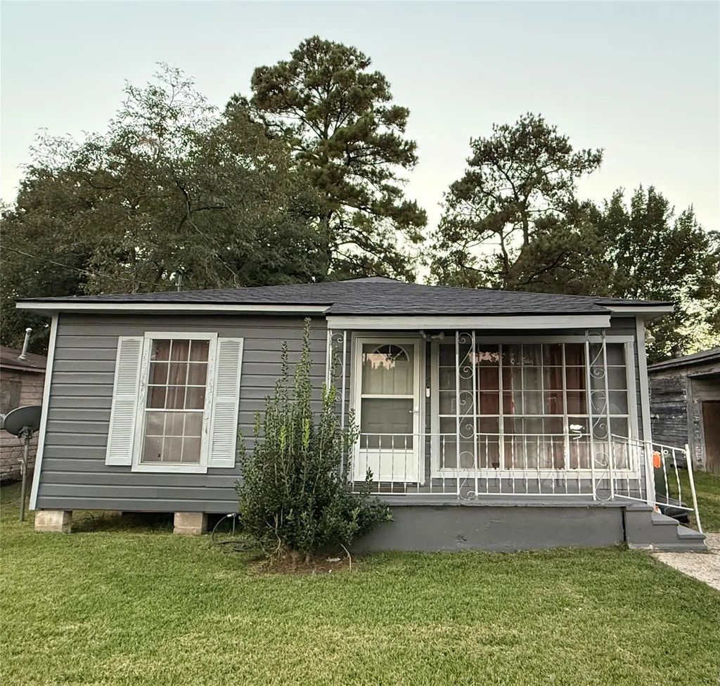 2066 Linear Street 10, Shreveport