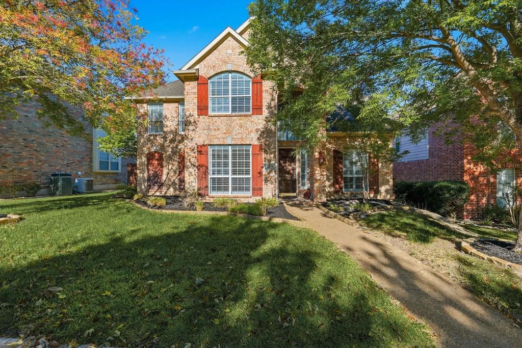 1506 Greenbriar Drive, Allen