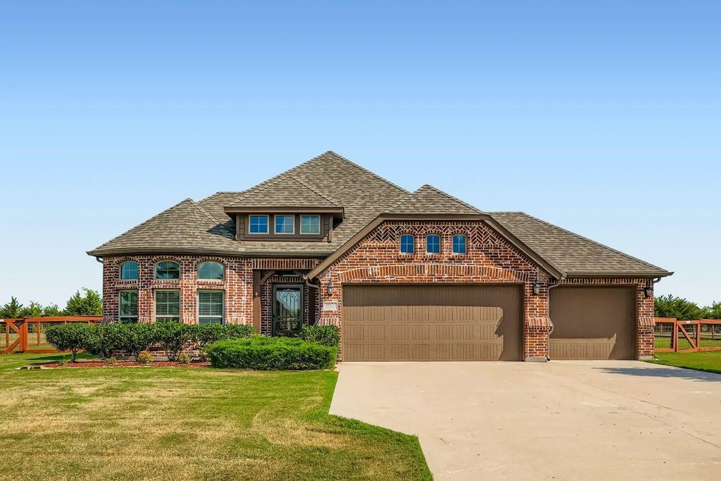 3027 Sunrise Bluff, Blue Ridge