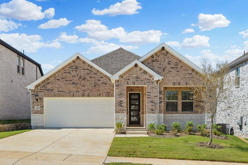 2465 Glacier Ridge, Corinth
