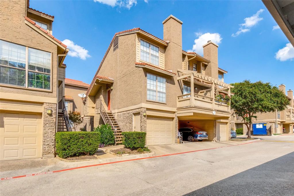 5200 Martel Avenue 23b, Dallas