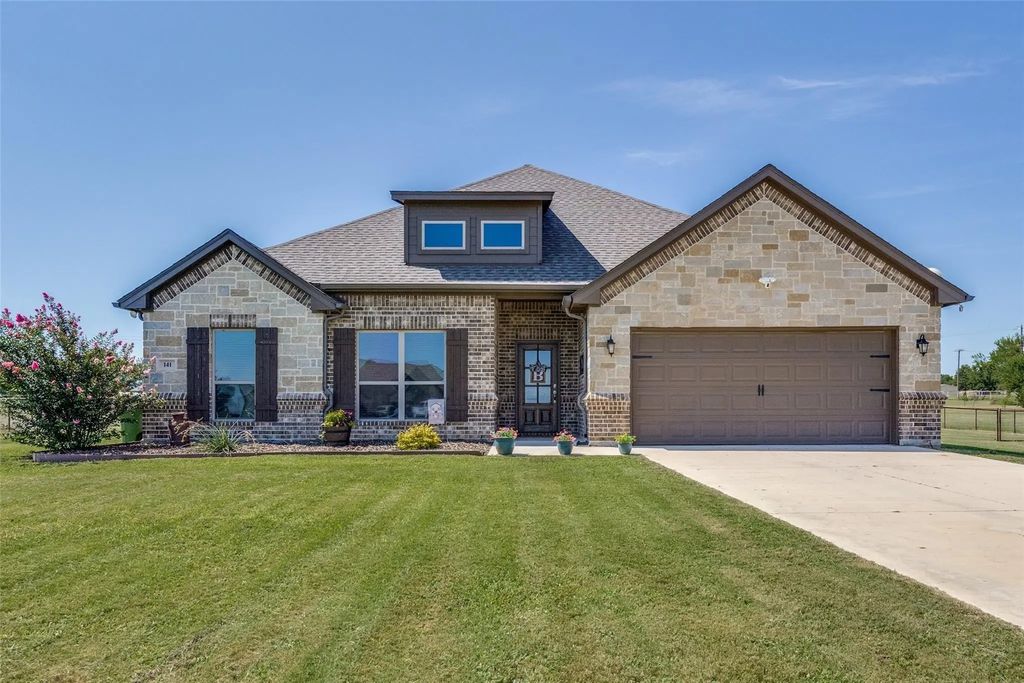 141 Valley Court, Paradise