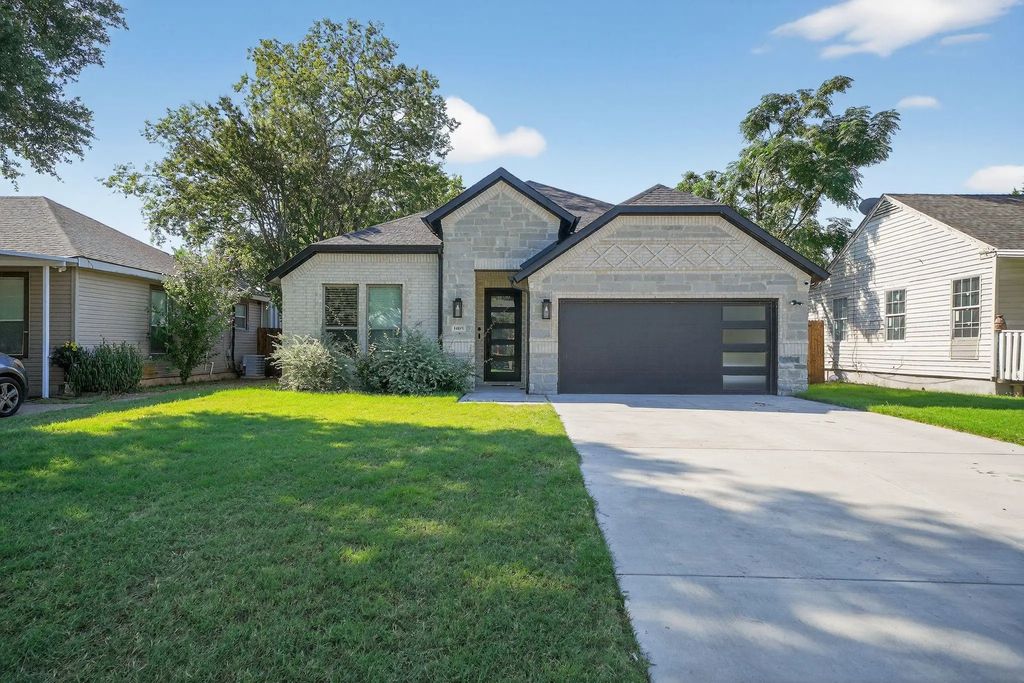 1005 Oak Street, Grand Prairie