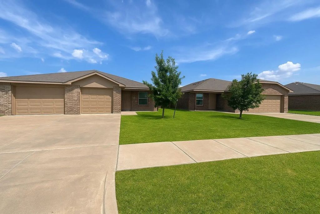 6015 Amelia Earhart Boulevard B, Killeen
