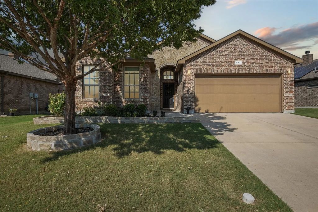 441 Delgany Trail, Fort Worth