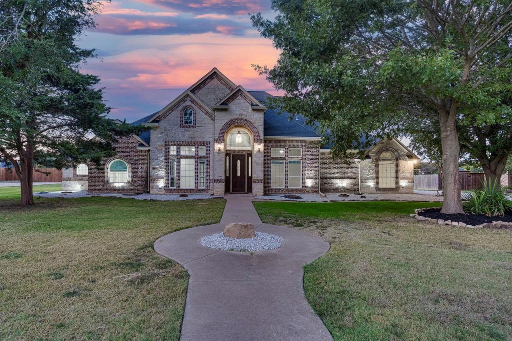 8651 Glen Eagles Drive, Red Oak