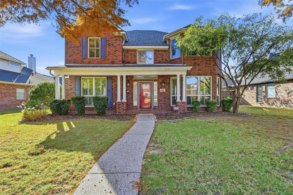 2229 Goliad Circle, Frisco