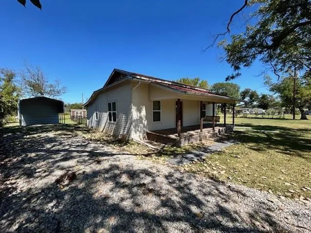 239 Ranch Road, Joshua