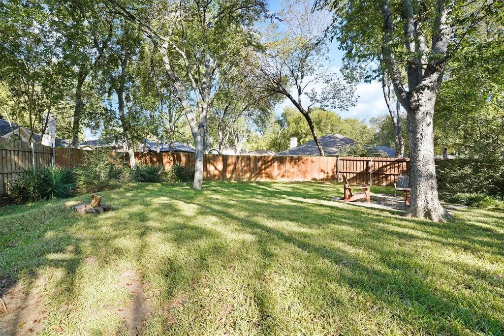 1313 Tanbark Court, Grand Prairie