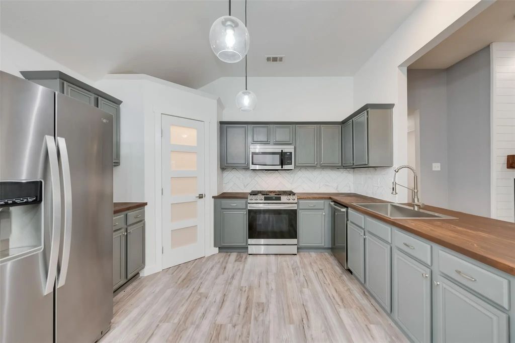9216 Newport Lane, McKinney