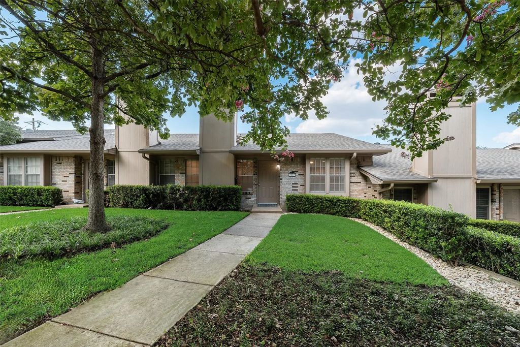7509 Pebblestone Drive, Dallas