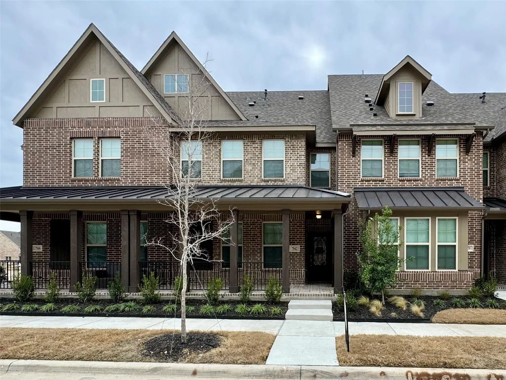 7842 Bayside Drive, Rowlett