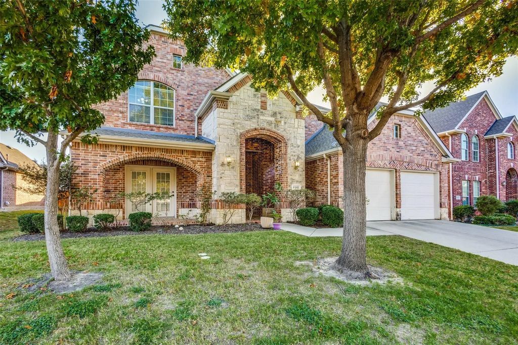 8901 Brook Hollow Drive, McKinney