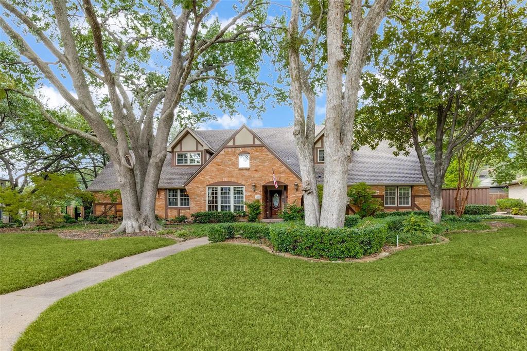 4217 Hockaday Drive, Dallas