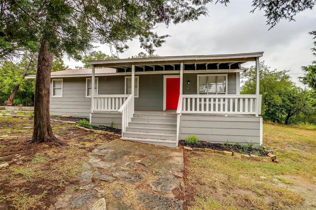 3519 Brazos River Drive, Granbury