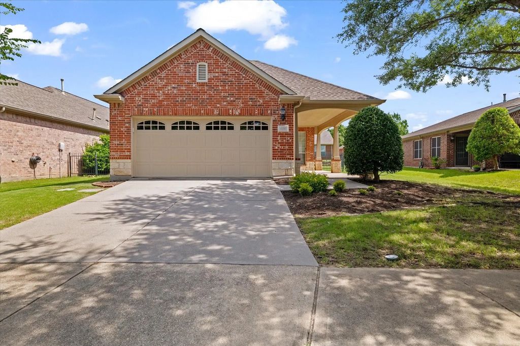 626 Oakland Hills Lane, Frisco
