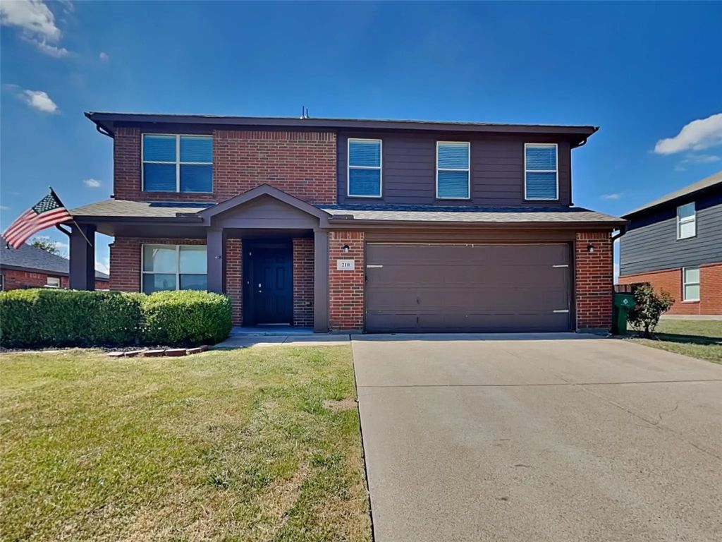 210 Vivian Drive, Waxahachie