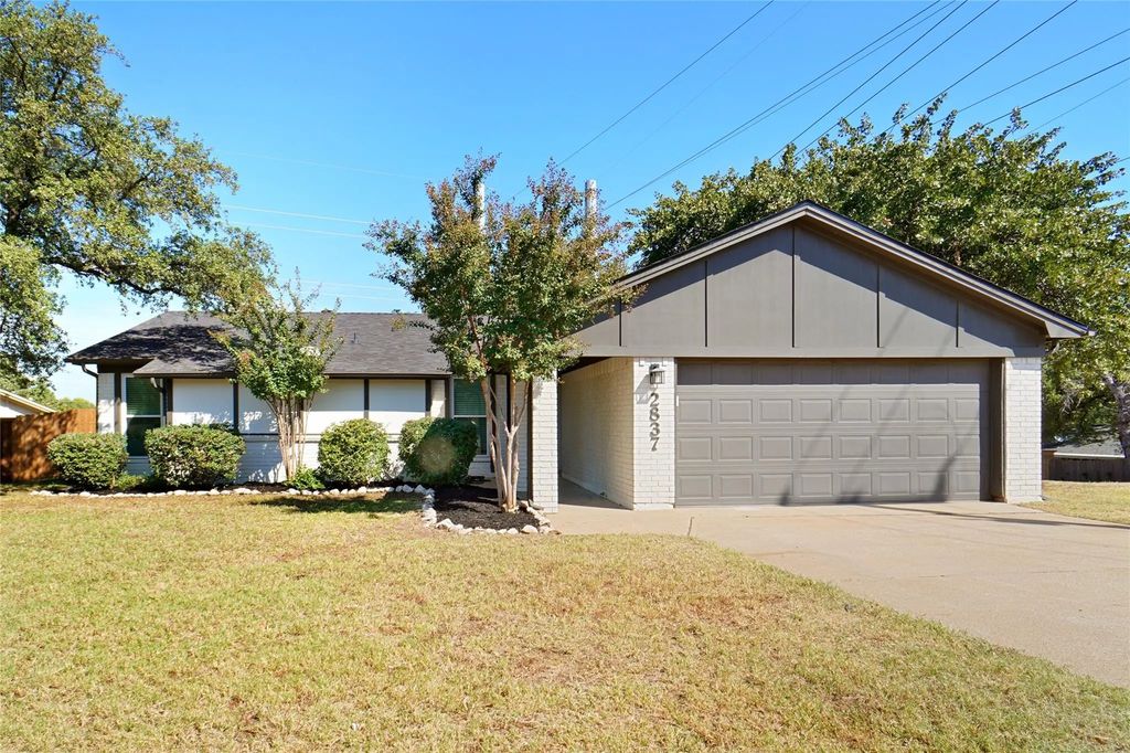 2837 Cummings Drive, Bedford