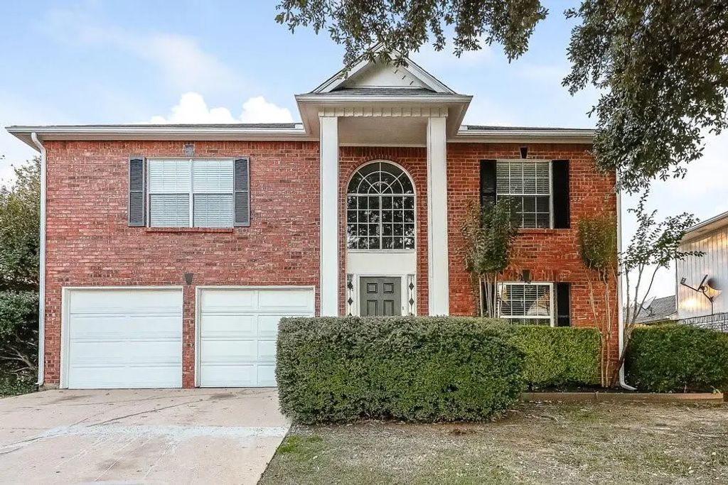 5528 Royal Meadow Lane, Arlington