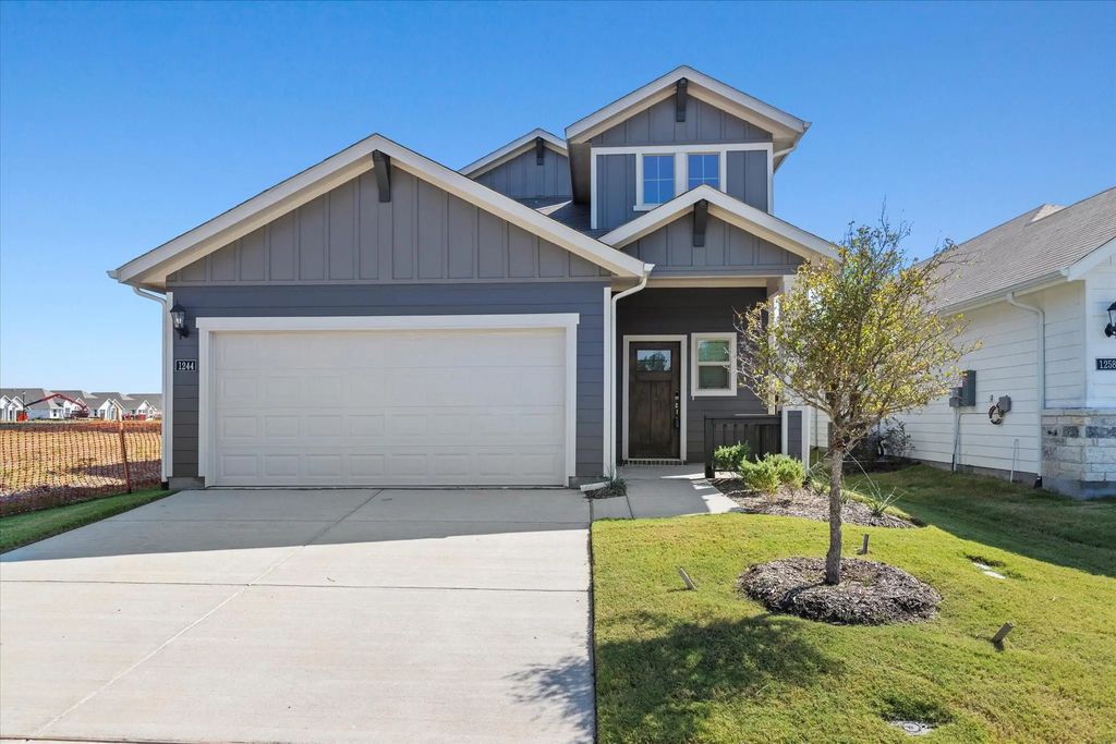 1244 Bellflower Road, Lavon