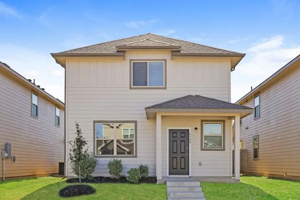 5700 Willamette Drive, Fort Worth