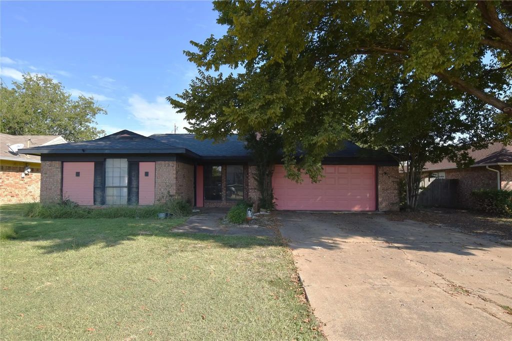 3711 7th Street, Sachse