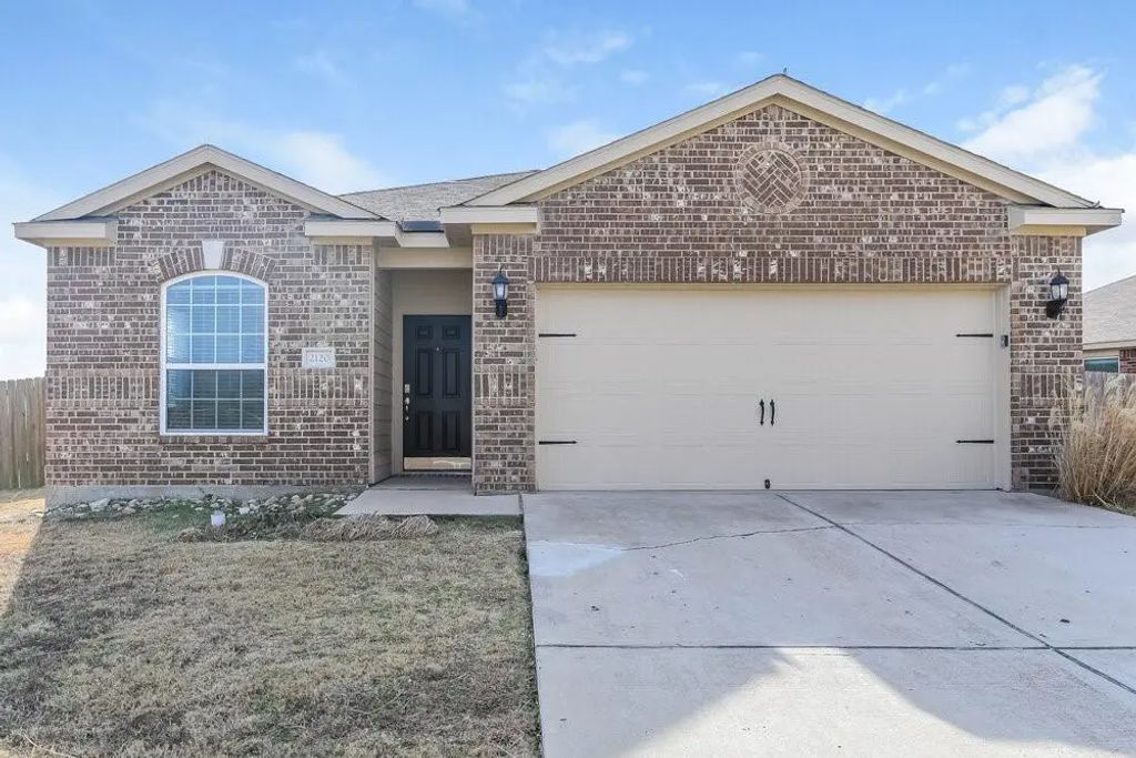 2120 Foxglove Court, Forney