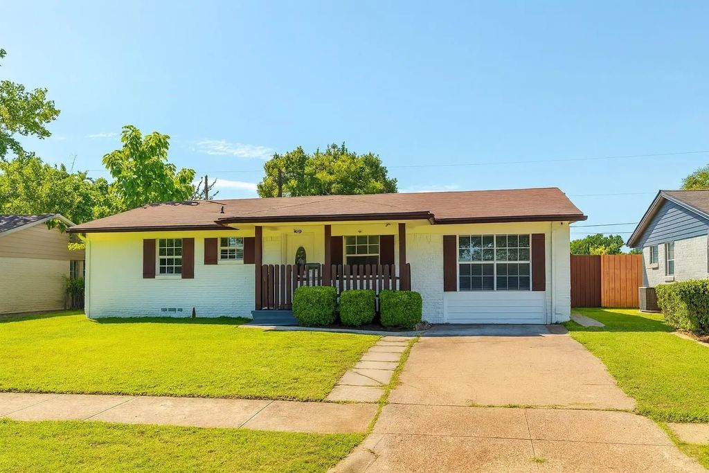 518 E Daugherty Drive, Garland