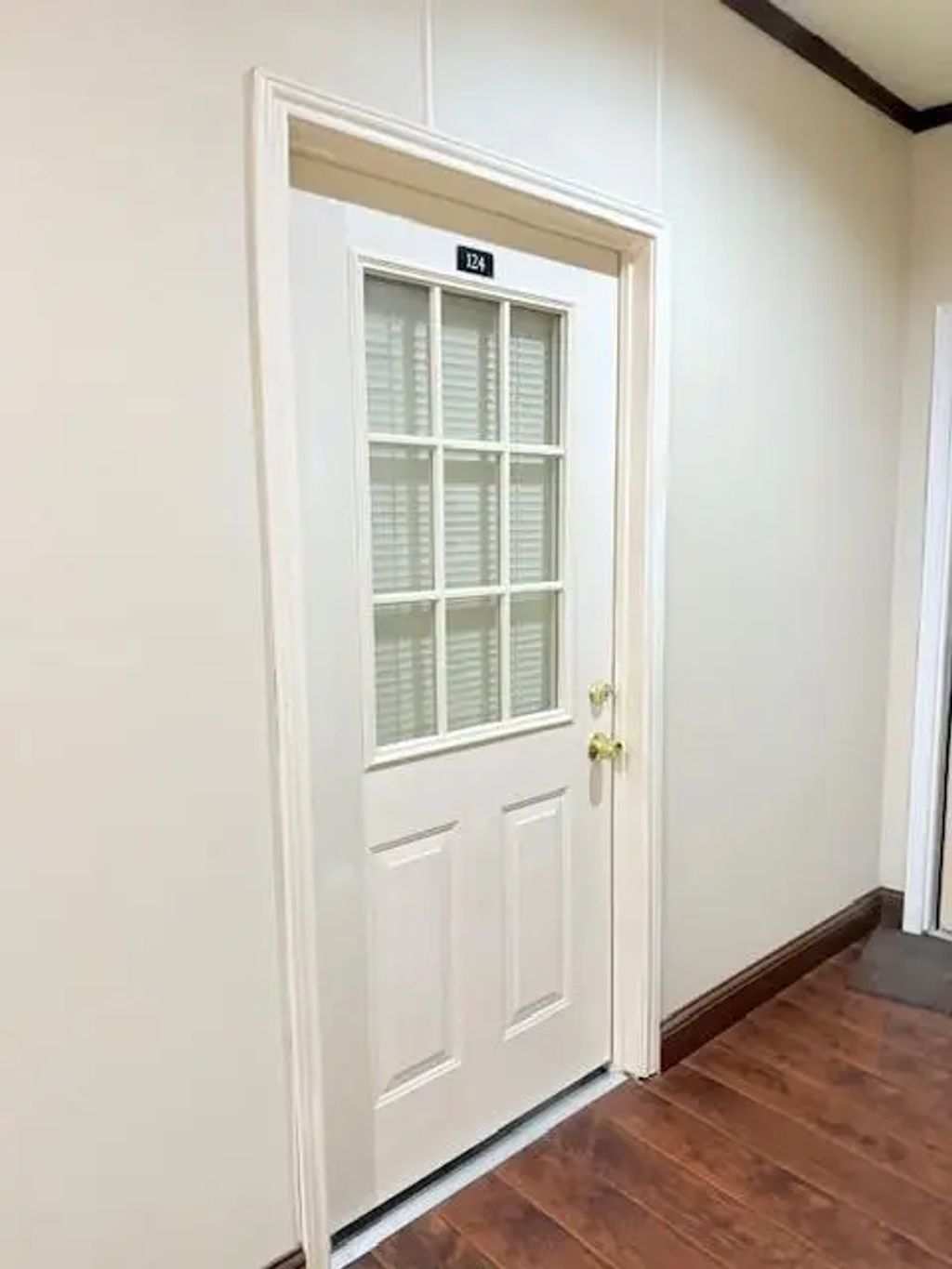 362 Oaks Trail 124, Garland