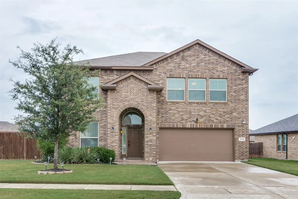1826 Creekwood Drive, Cleburne