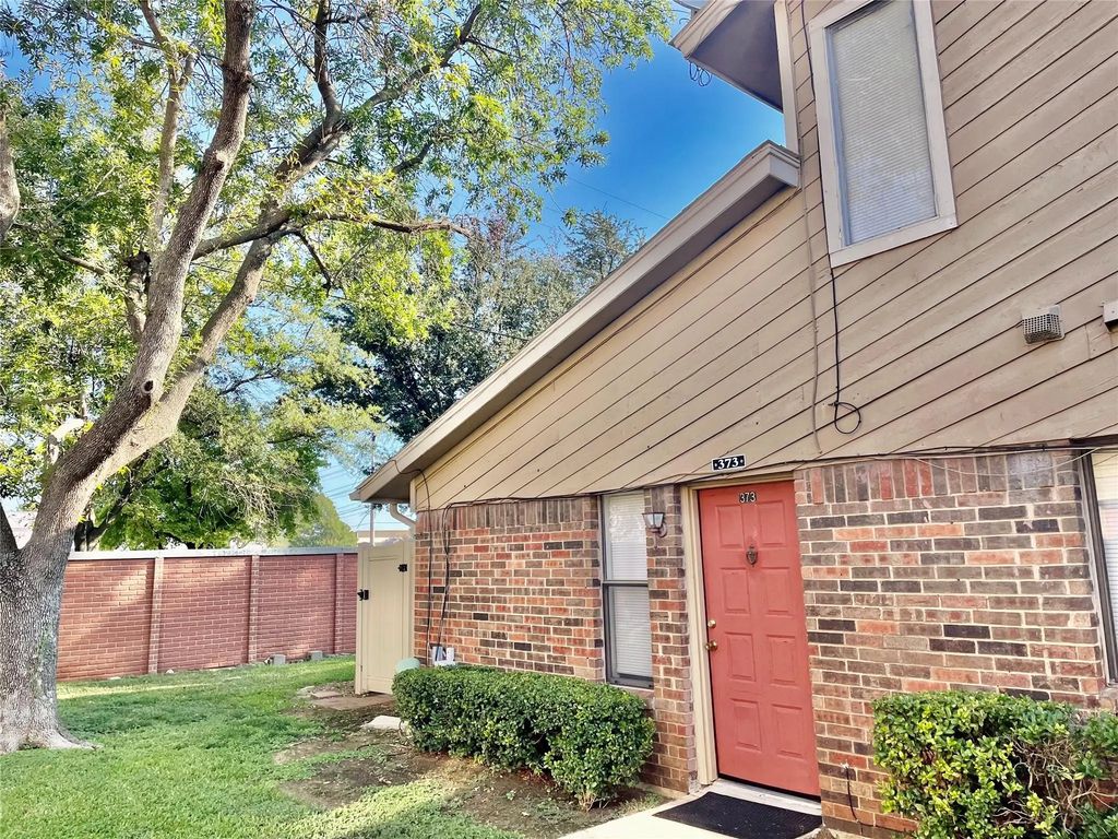 2240 Tarpley Road 373, Carrollton