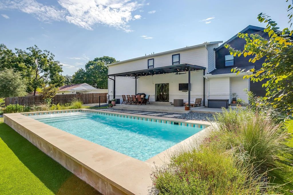 6916 Kirkwood Road, Fort Worth