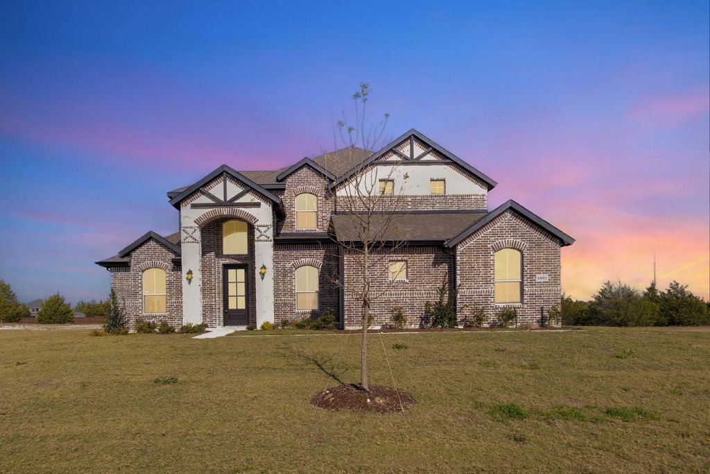 6851 Hayes Road, Midlothian
