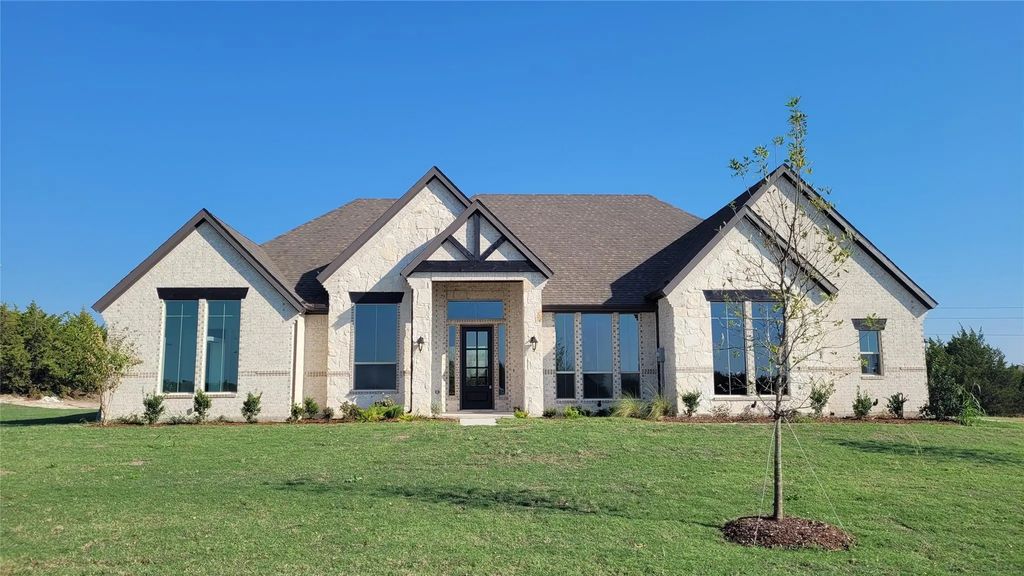 7011 Hayes Road, Midlothian
