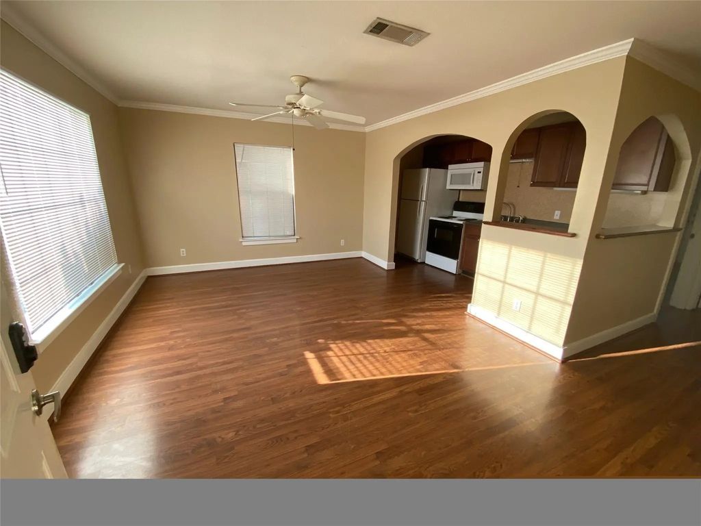 2518 N Fitzhugh Avenue 101, Dallas
