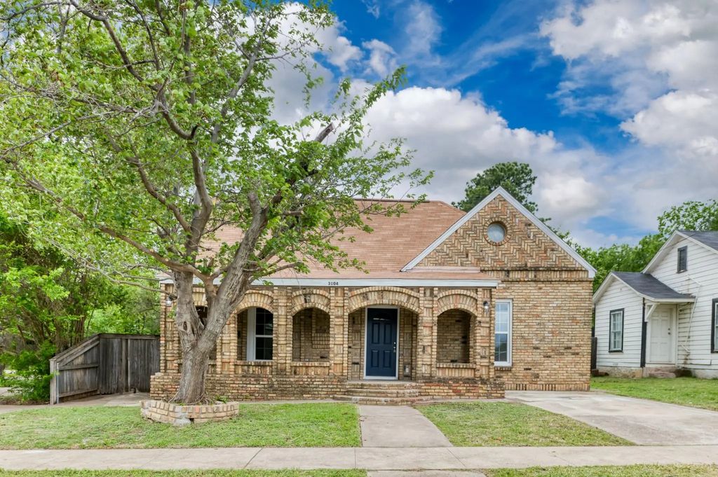 3104 Forest Avenue, Fort Worth