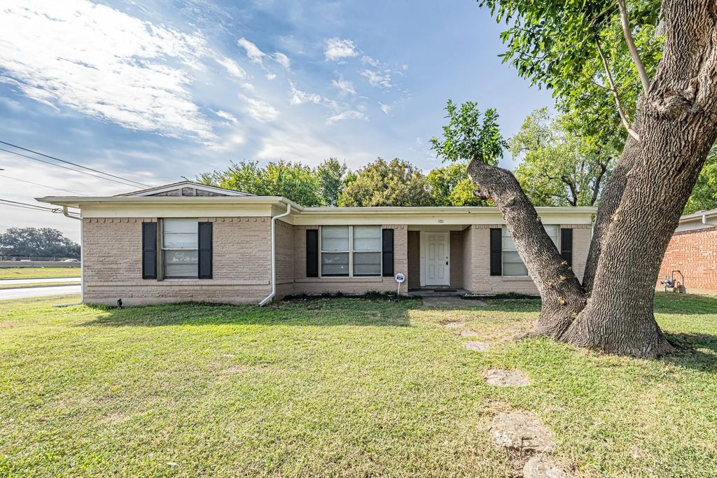 101 S Valera Court, Fort Worth