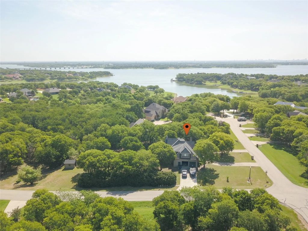 3803 Fishermans Cove, Little Elm