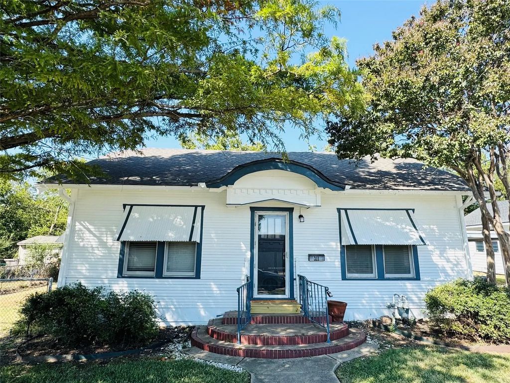 311 Gibson Street, Mesquite