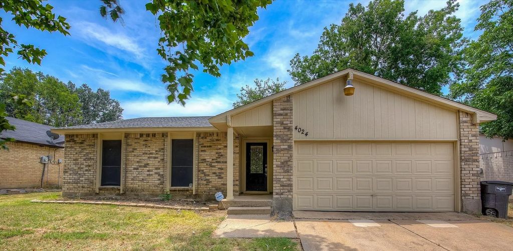 4024 Bristlecone Lane, Fort Worth