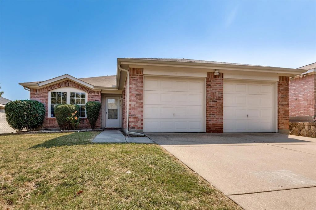 6934 Tractor Drive, Dallas