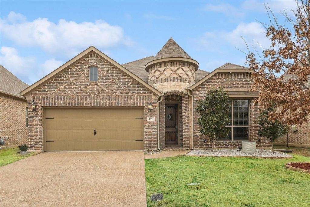 137 Andrea Court, Lewisville