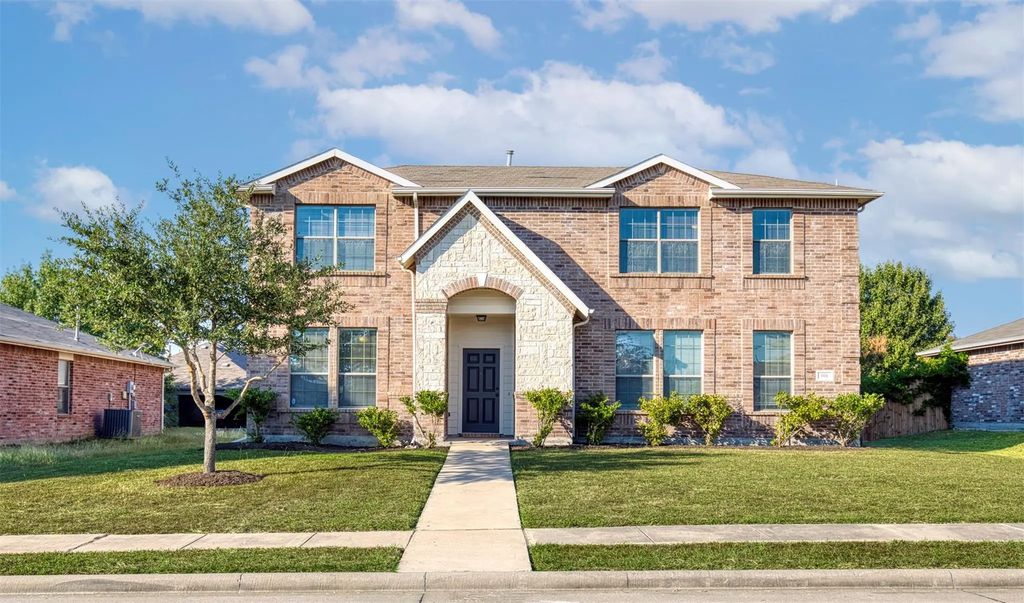 504 Ame Lane, Royse City