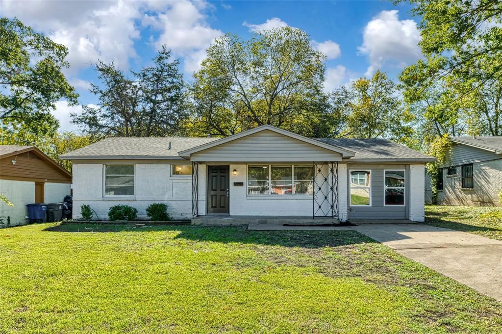 776 Goldwood Drive, Dallas