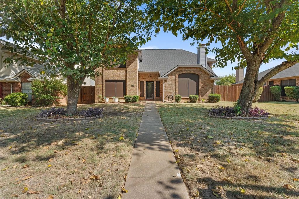 1414 Straus Road, Cedar Hill